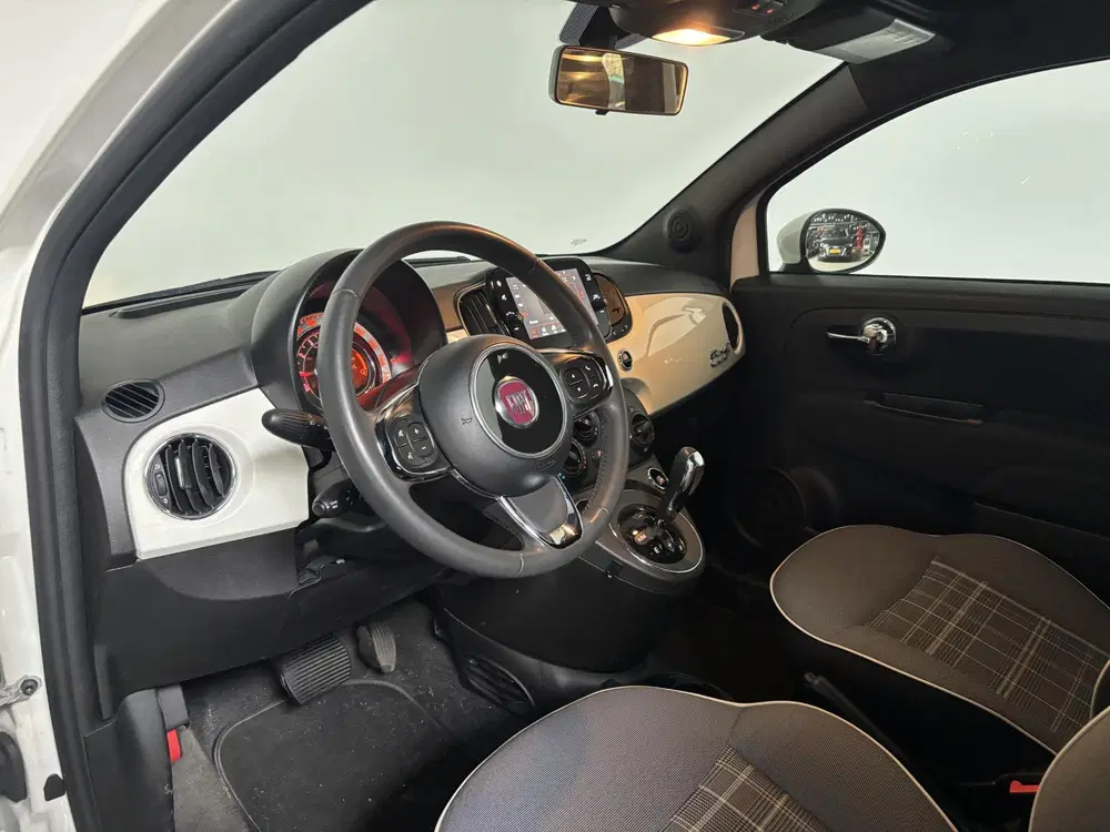 Fiat 500C 1.2 Automaat Lounge Cruise Control Navigat uit 2020, foto 2