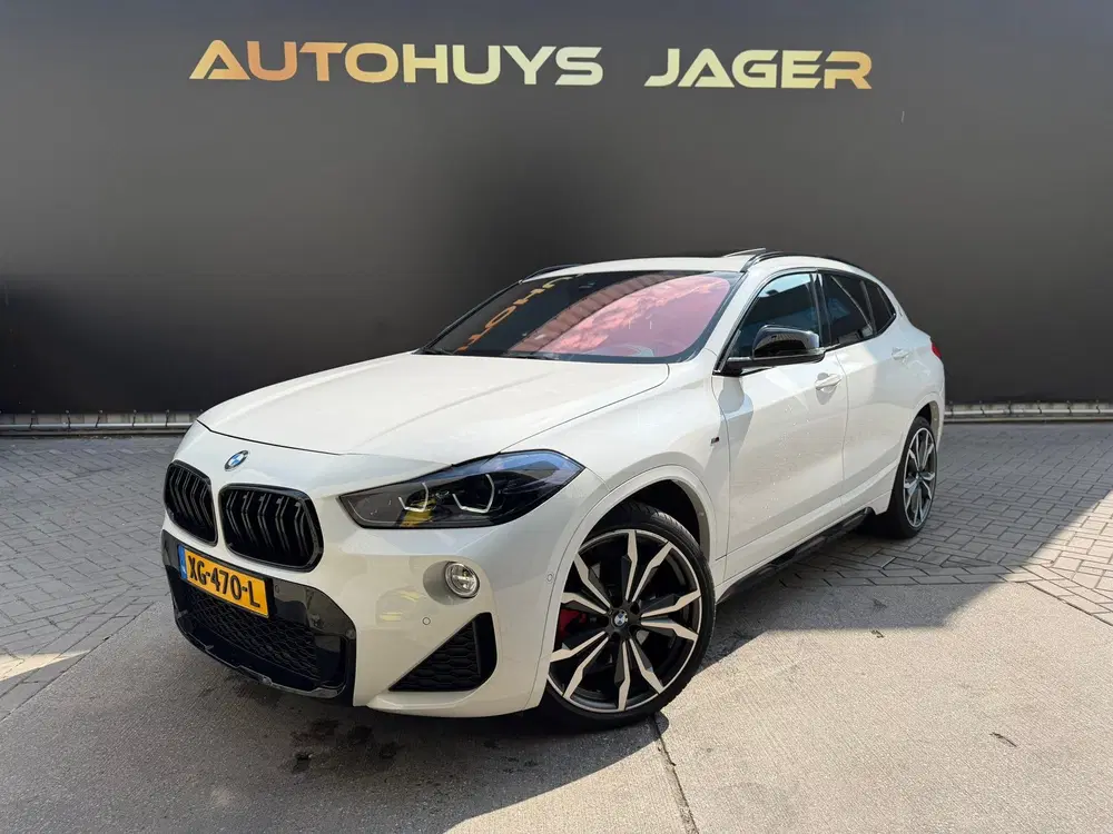 BMW X2 SDrive20i High Executive Pano Hud H&k Lede uit 2019