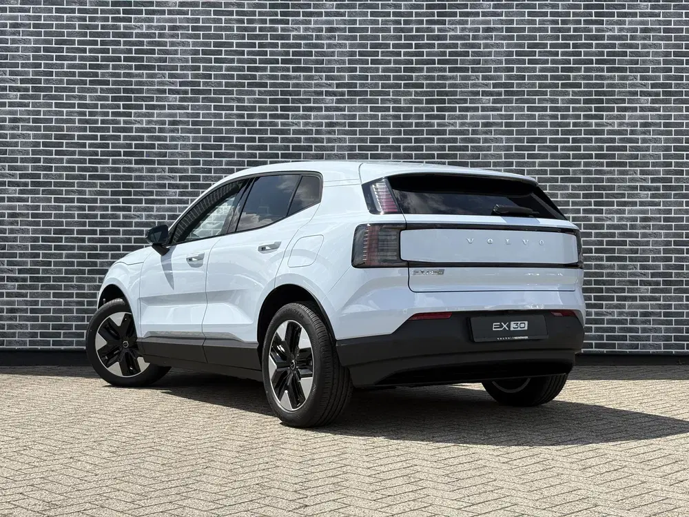 Volvo EX30 P3 Plus Europa 51 kWh uit 2026, foto 10