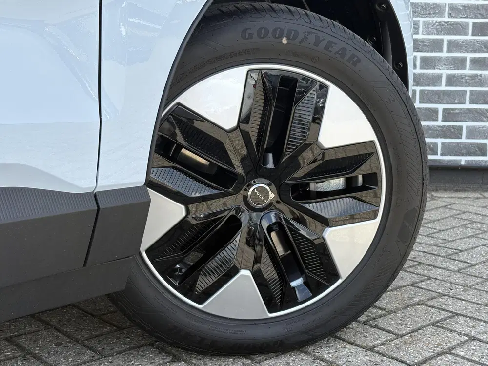 Volvo EX30 P3 Plus Europa 51 kWh uit 2026, foto 11