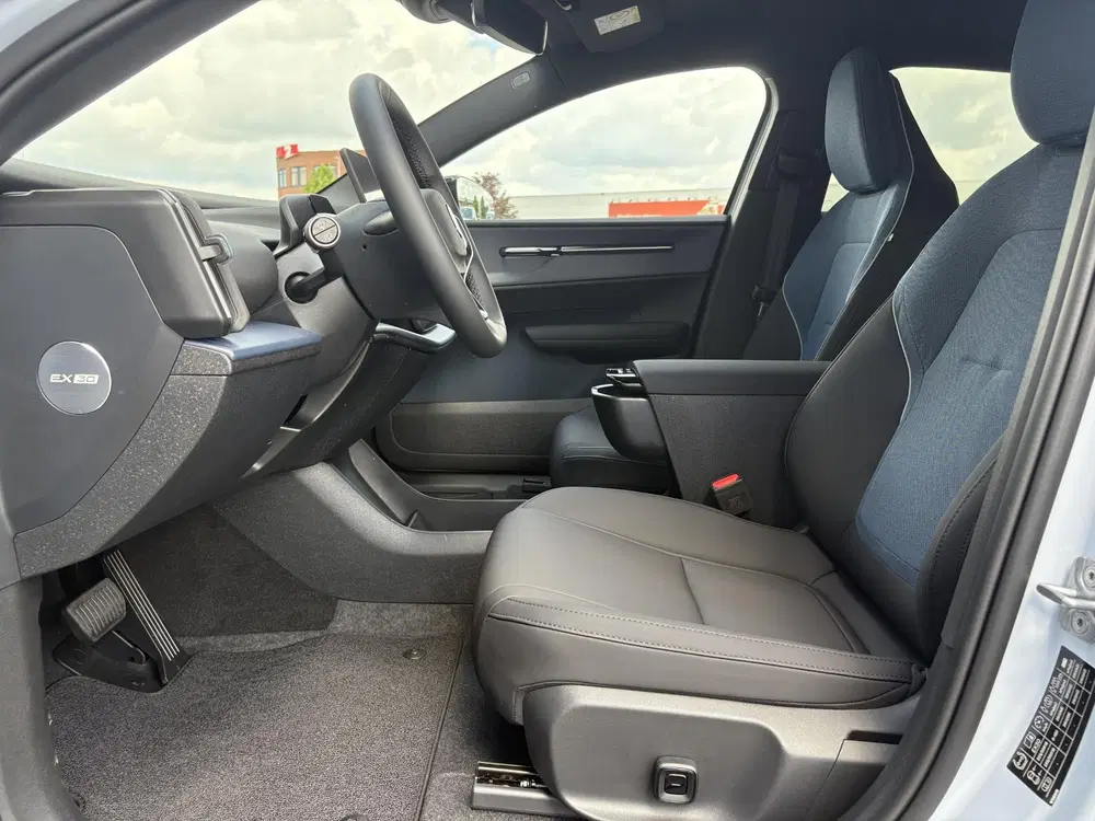 Volvo EX30 P3 Plus Europa 51 kWh uit 2026, foto 12