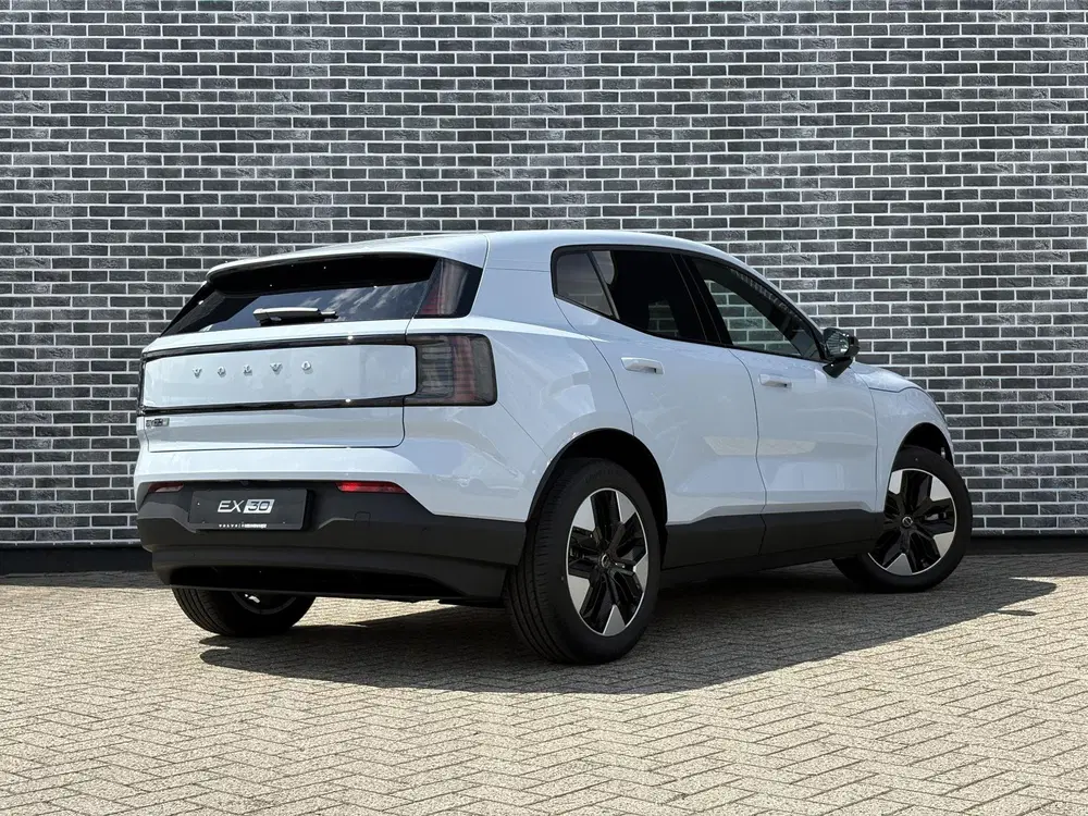 Volvo EX30 P3 Plus Europa 51 kWh uit 2026, foto 3