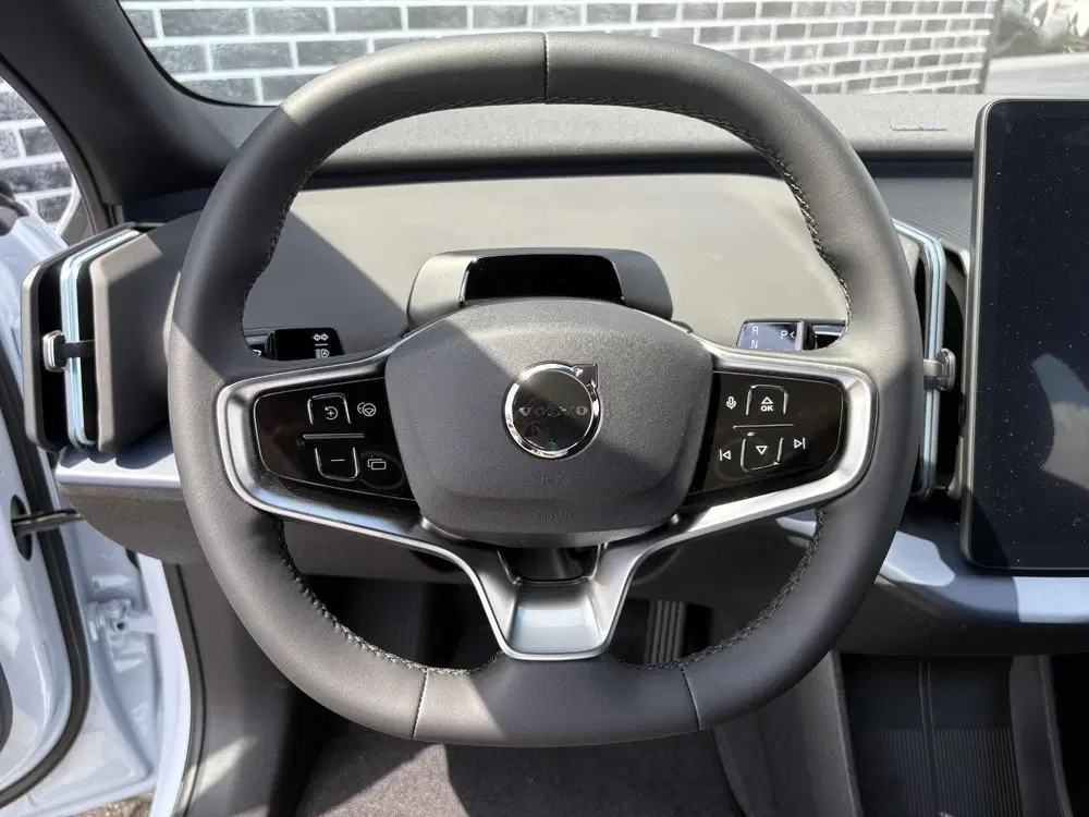 Volvo EX30 P3 Plus Europa 51 kWh uit 2026, foto 4