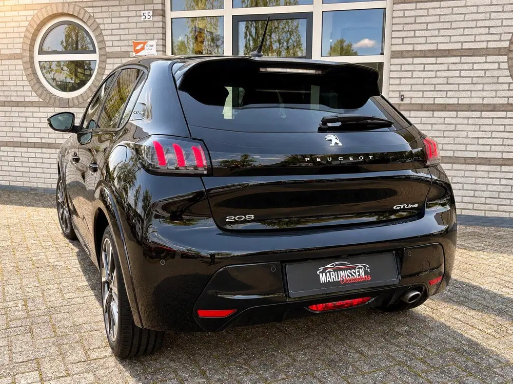 Peugeot 208 1.2 PureTech GT-Line uit 2022, foto 4