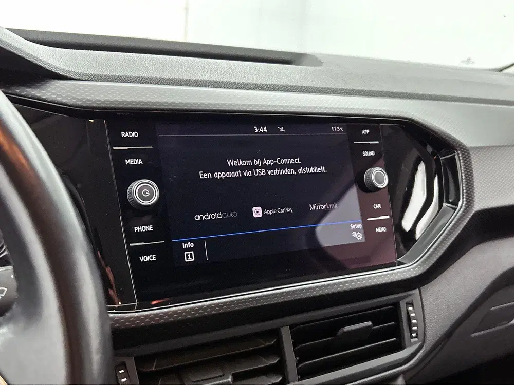 Volkswagen T-Cross 1.0 TSI Life Business uit 2020, foto 5