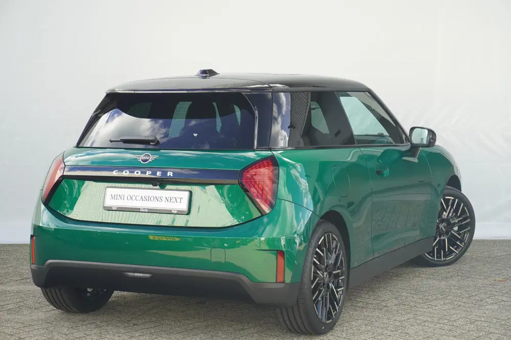 Mini Cooper Cooper E uit 2026, foto 2