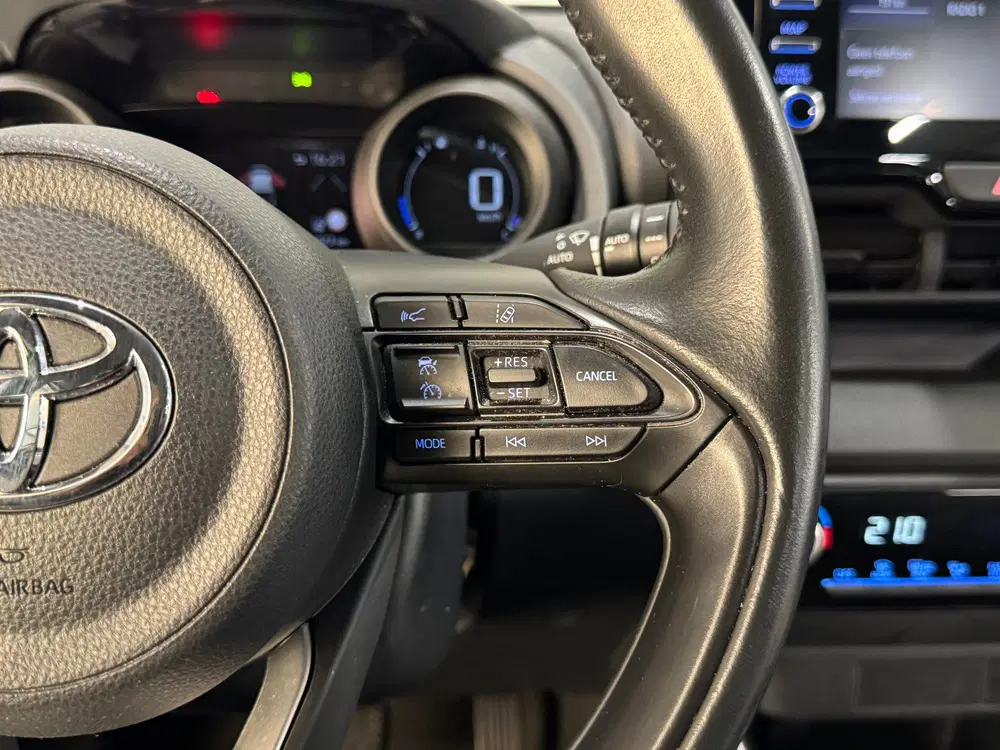 Toyota Yaris 1.5 Hybrid uit 2021, foto 14