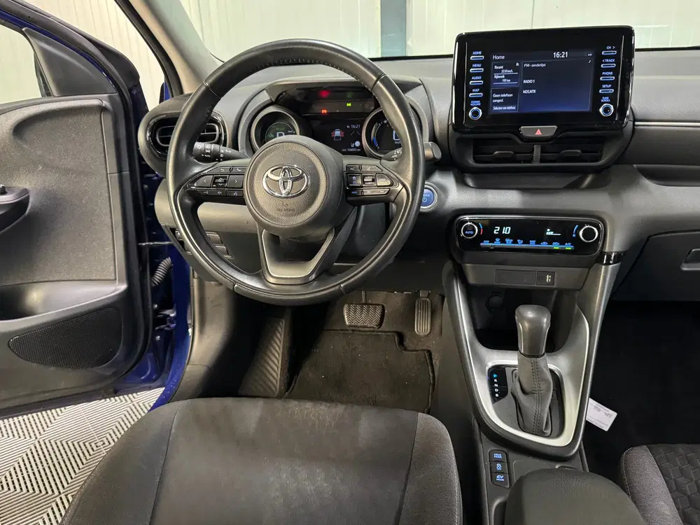 Toyota Yaris 1.5 Hybrid uit 2021, foto 3