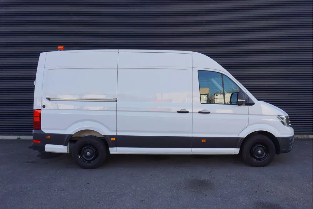 Volkswagen Crafter 35 177pk RWD L3H3 uit 2022, foto 4