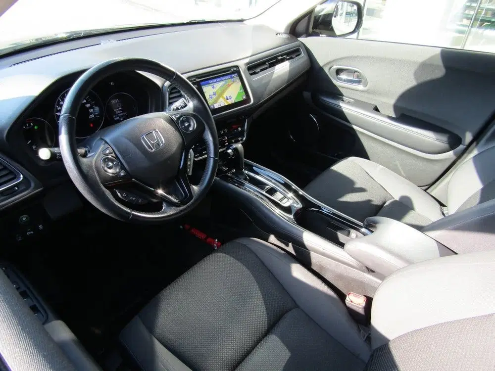 Honda HR-V 1.5 i-VTEC 130pk Elegance Automaat uit 2021, foto 2
