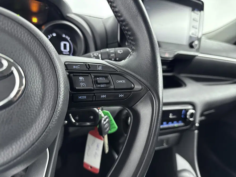 Toyota Yaris 1.5 Hybrid 115 First Edition uit 2022, foto 14