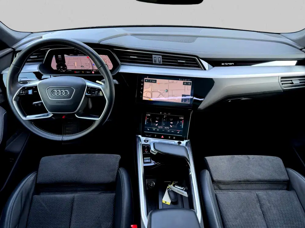 Audi e-tron 50 quattro S edition 71 kWh SoH 88% (N uit 2020, foto 2