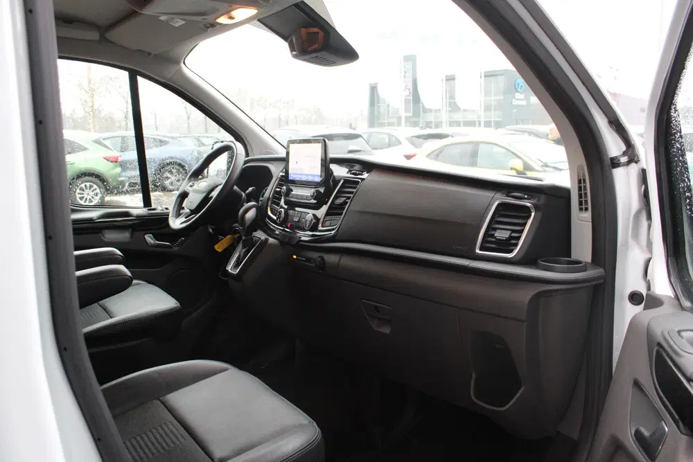 Ford Transit Custom 320 2.0 TDCI L2H1 Limited DC SCI uit 2023, foto 14