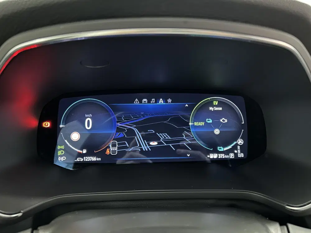 Renault Captur 1.6 E-Tech Plug-in Hybrid 160 Intens uit 2020, foto 4