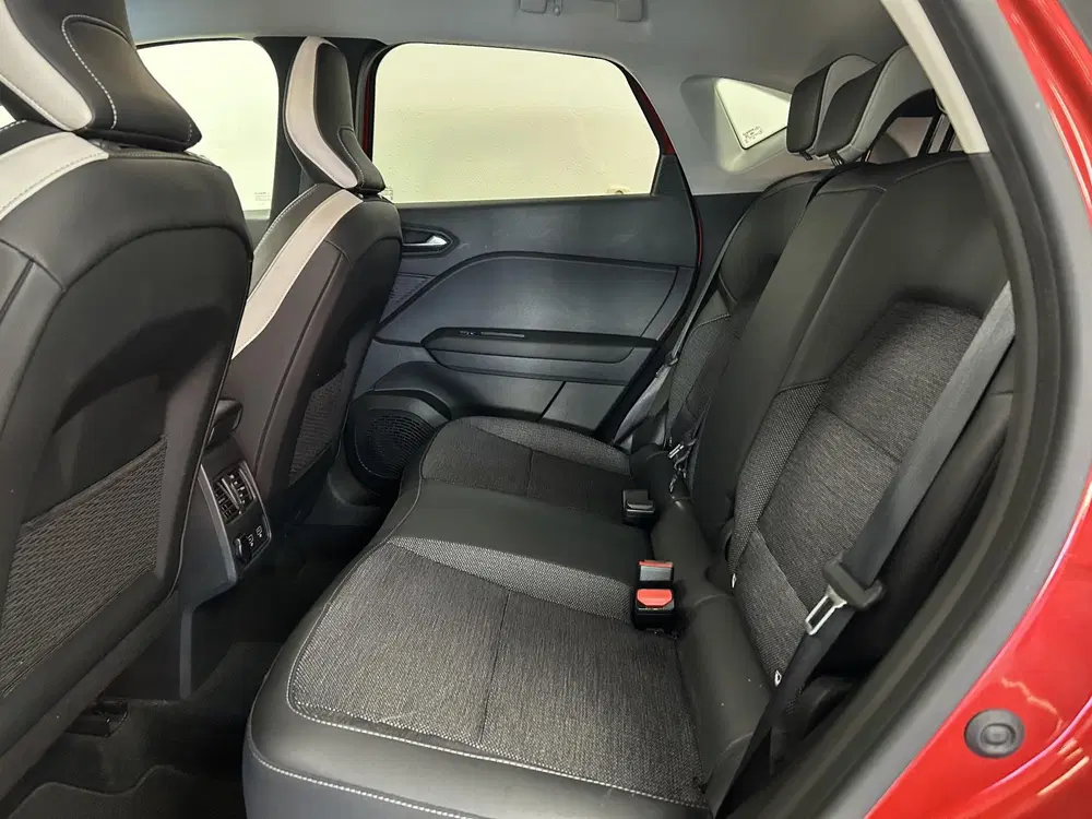 Renault Captur 1.6 E-Tech Plug-in Hybrid 160 Intens uit 2020, foto 8