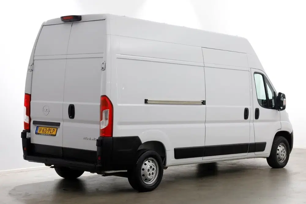 Opel Movano 2.2D 120pk L3H3 Edition Airco uit 2022, foto 2