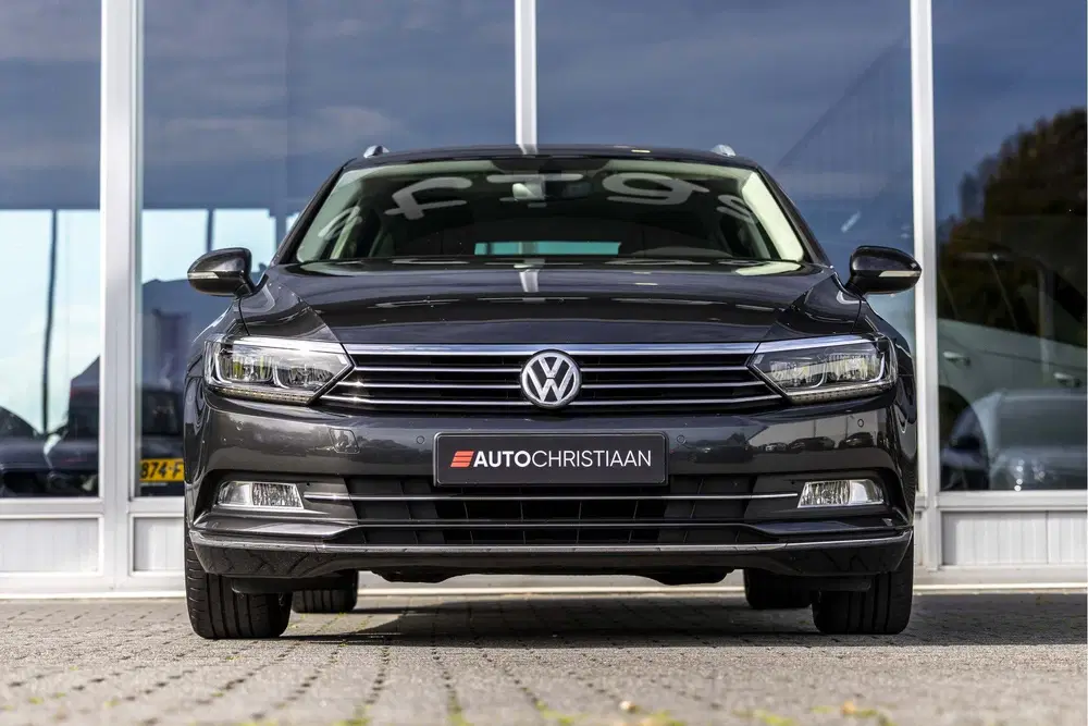 Volkswagen Passat 1.5 TSI Highline uit 2019, foto 3