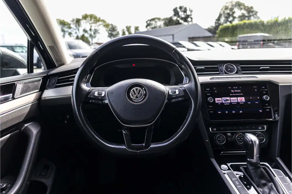 Volkswagen Passat 1.5 TSI Highline uit 2019, foto 6