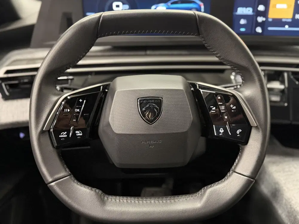 Peugeot 5008 1.2 Hybrid 136pk Allure Automaat 7 Persoon uit 2025, foto 11