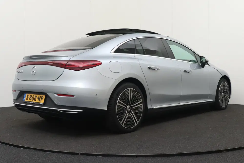 Mercedes-Benz EQE 300 Luxury Line 89 kWh (99%SOH) Warmtepomp uit 2024, foto 2