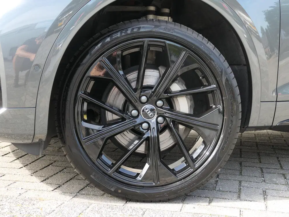 Audi Q5 50 TFSI e S-line Competition uit 2024, foto 14