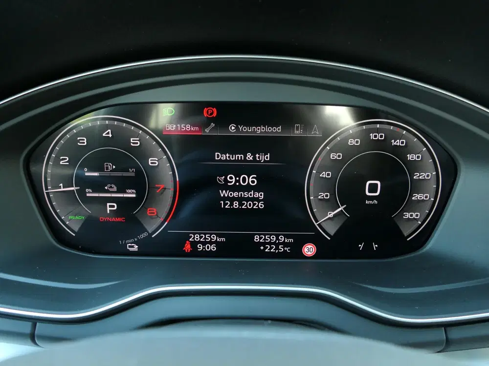 Audi Q5 50 TFSI e S-line Competition uit 2024, foto 6
