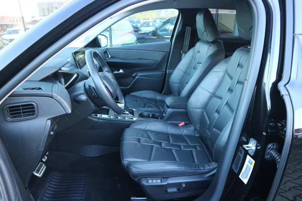 DS Automobiles DS 3 DS 3 1.2 PureTech Opéra AUTOMAAT NAVI 360 uit 2024, foto 13