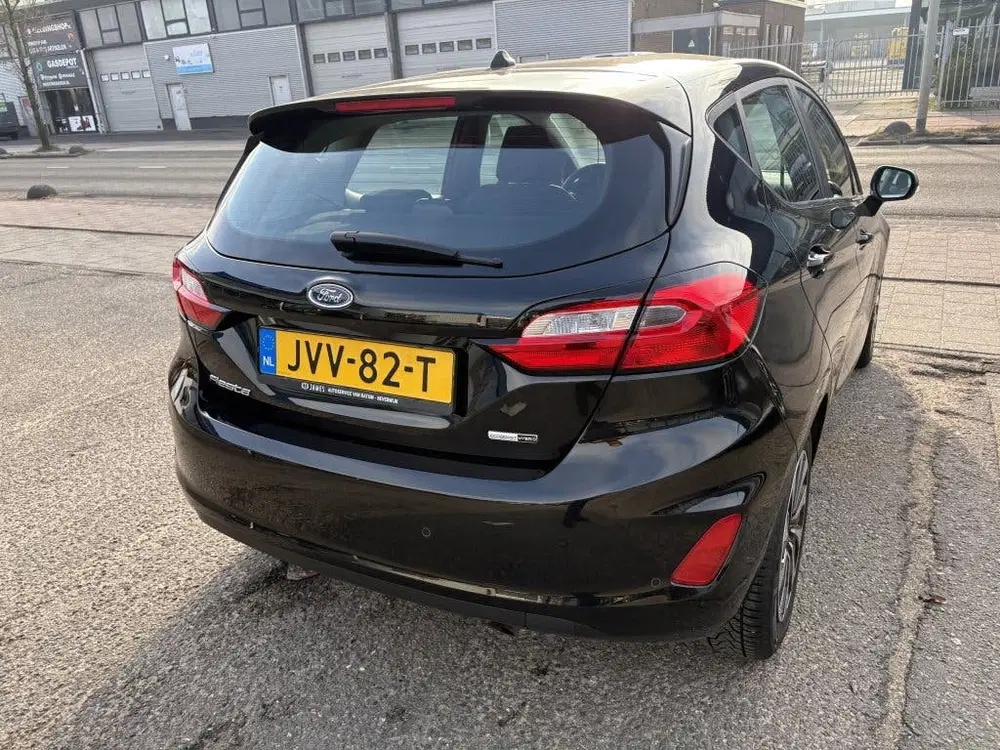 Ford Fiesta 1.0 EcoBoost Hybrid Titanium (bj 2023) uit 2023, foto 6