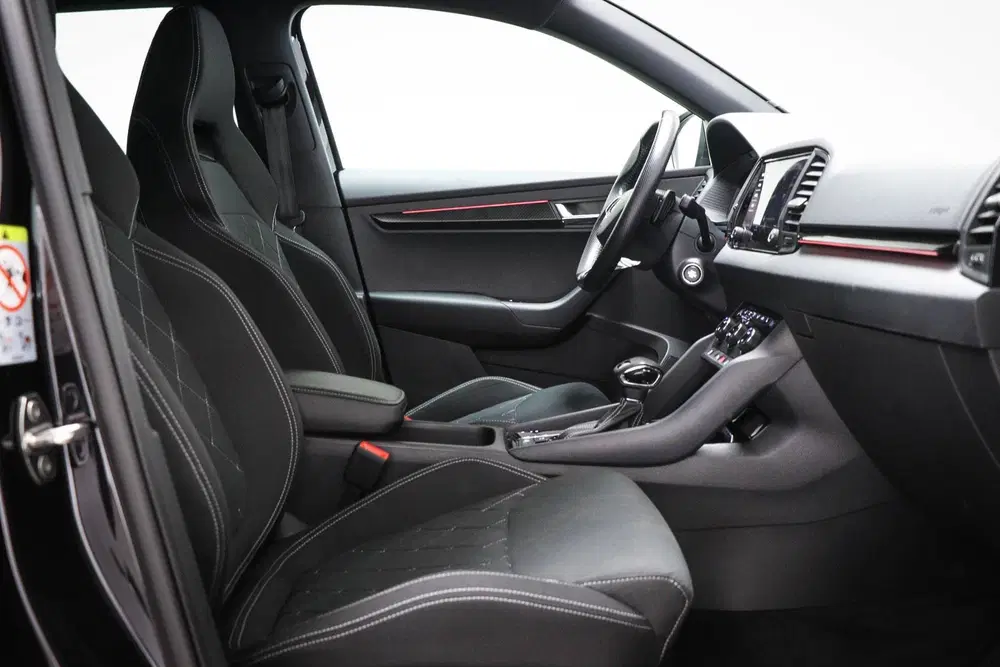 Skoda Karoq 1.5 TSI ACT Sportline Business uit 2021, foto 8