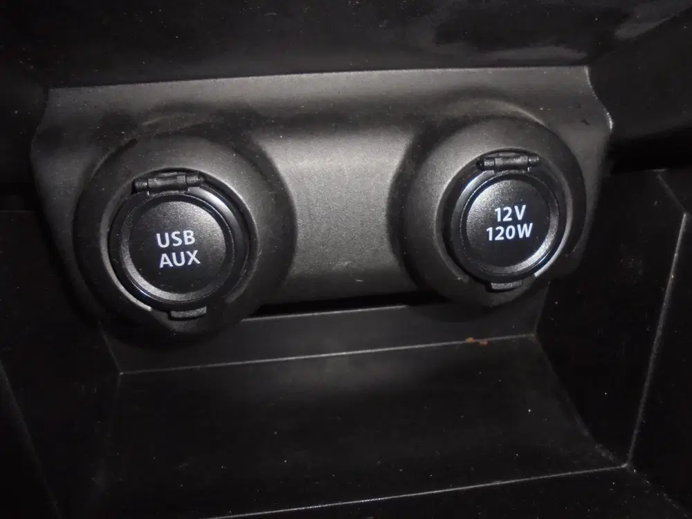 Suzuki Swift Suzuki swift 1.2 benzine Hybrid airco 30.0 uit 2023, foto 10