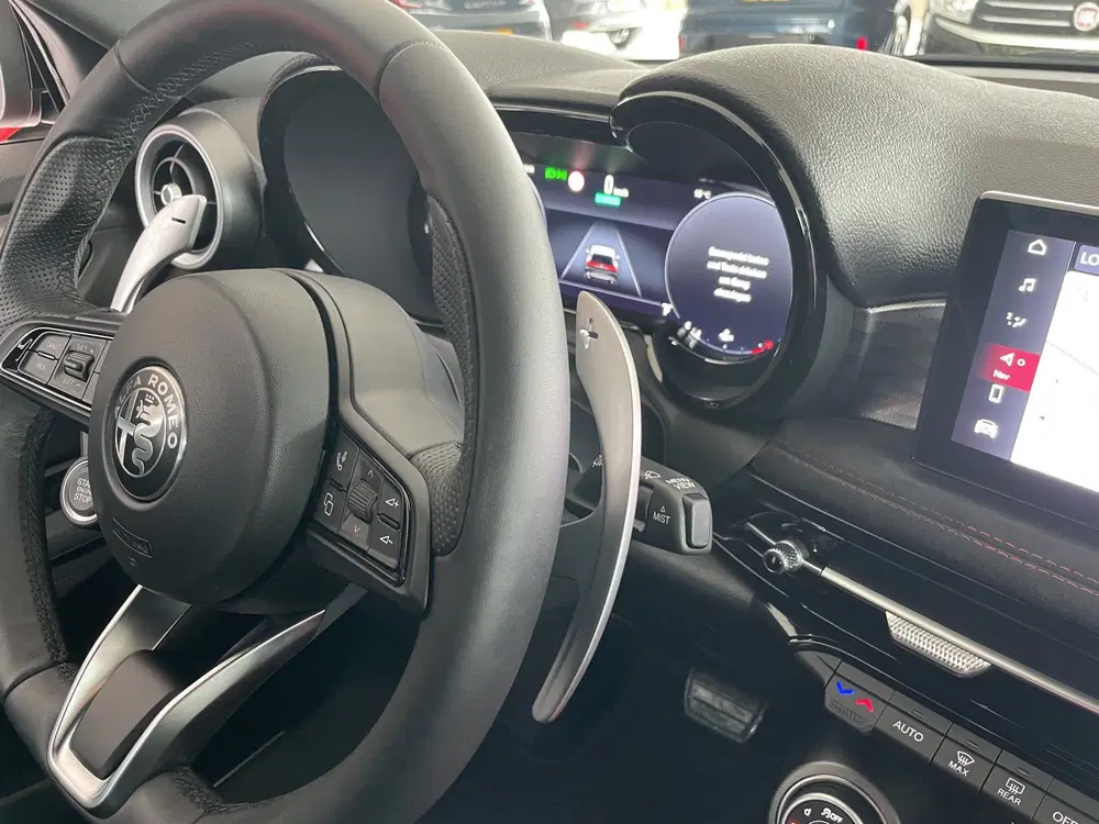 Alfa Romeo Tonale 1.5 Hybrid 160PK VGT TCT7 Veloce Automaat uit 2024, foto 11