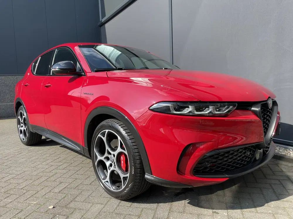 Alfa Romeo Tonale 1.5 Hybrid 160PK VGT TCT7 Veloce Automaat uit 2024, foto 2