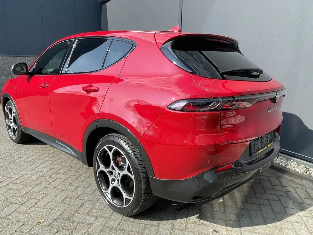 Alfa Romeo Tonale 1.5 Hybrid 160PK VGT TCT7 Veloce Automaat uit 2024, foto 5