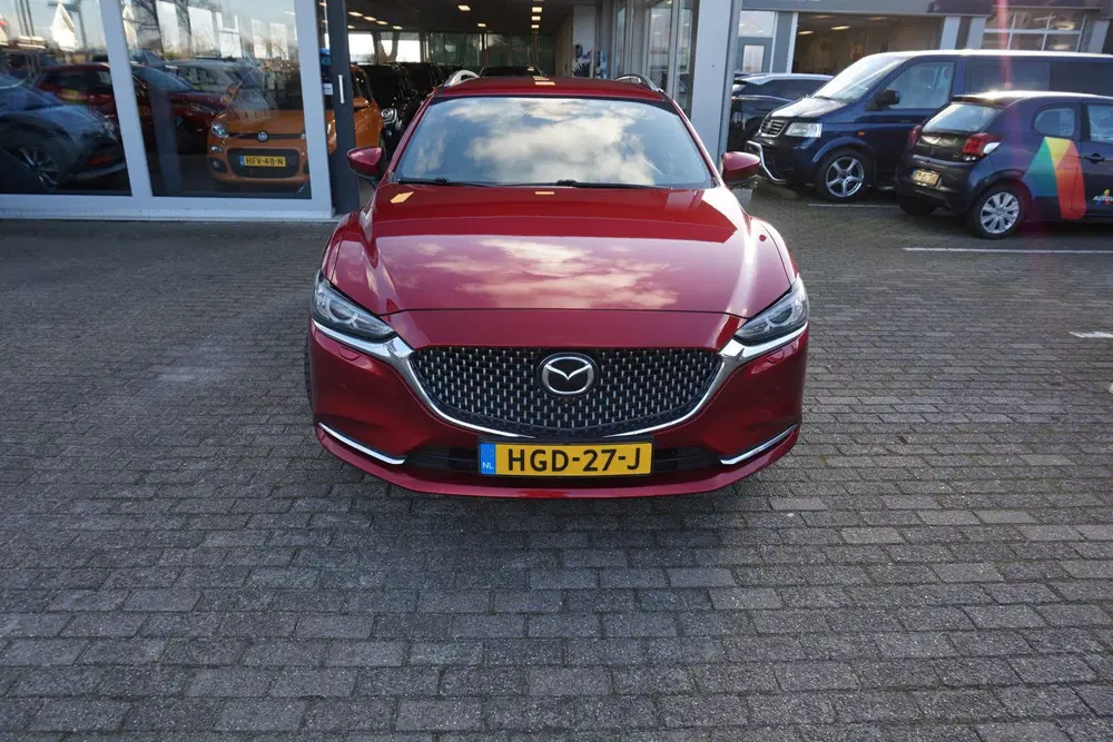 Mazda 6 2.5 SkyActiv-G 194 uit 2019, foto 2