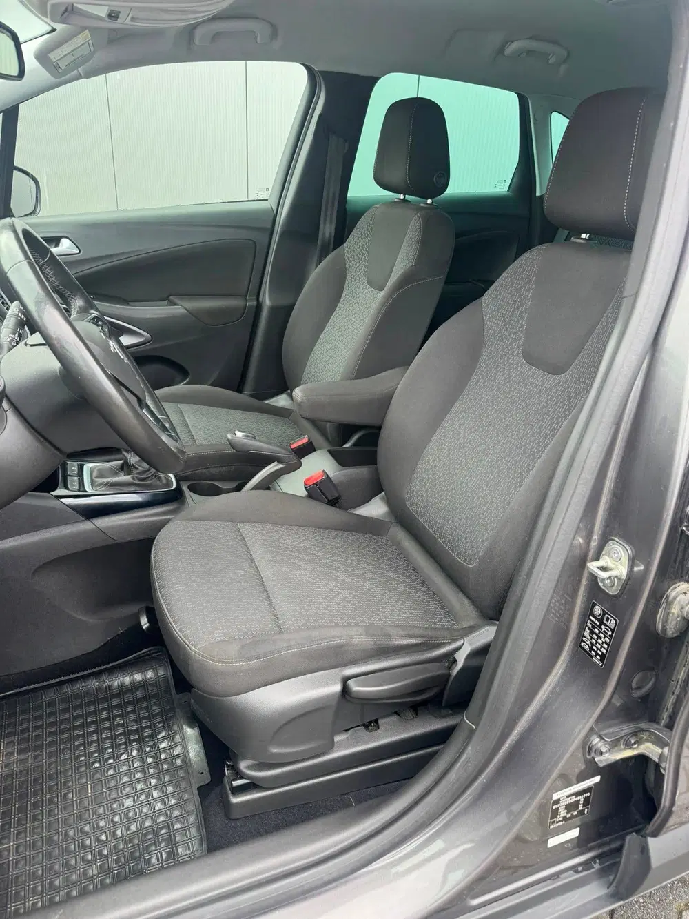 Opel Crossland 1.2 Turbo Level 3 uit 2023, foto 4