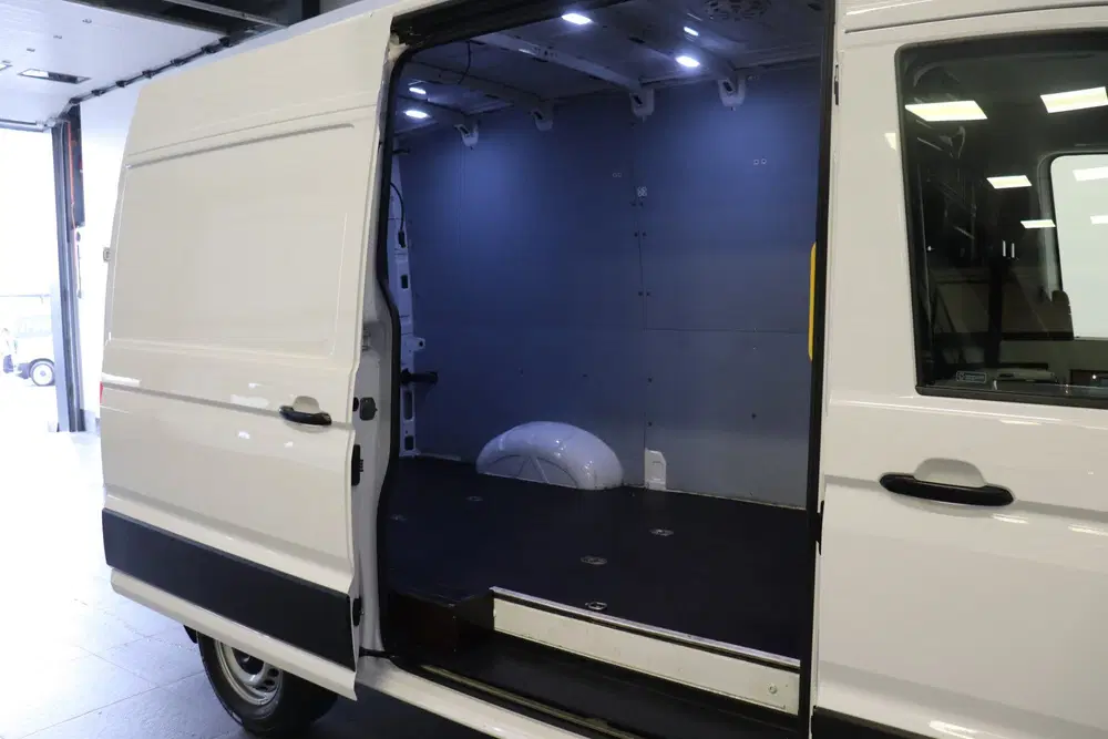 Volkswagen Crafter 2.0 TDI 177PK L3H3 uit 2020, foto 9