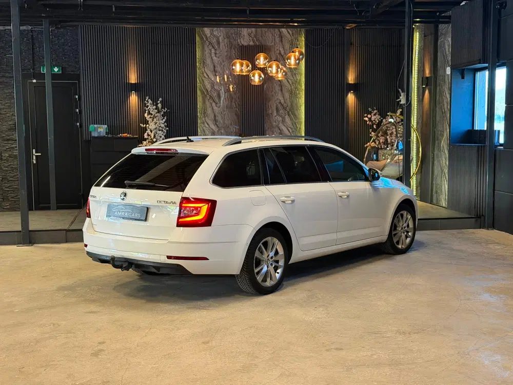 Skoda Octavia 1.5 TSI Greentech Business Edition Plus uit 2020, foto 2