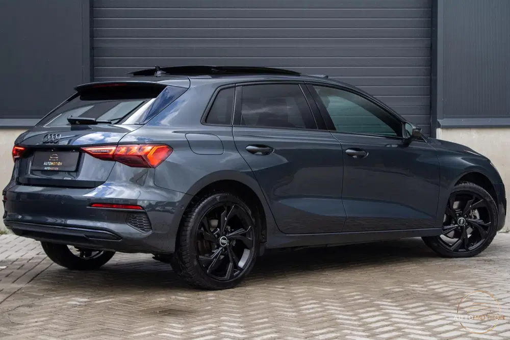 Audi A3 40 TFSIe Sline Edition PANO MEMORY B&O CAM uit 2023, foto 2
