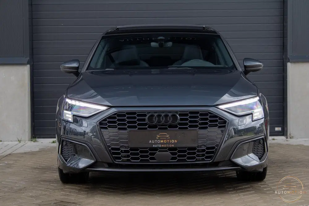Audi A3 40 TFSIe Sline Edition PANO MEMORY B&O CAM uit 2023, foto 9