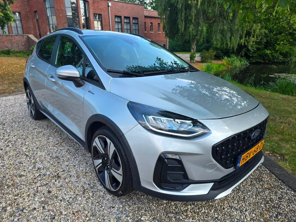 Ford Fiesta 1.0 EcoBoost Hybrid Titanium Vignale Autom uit 2022, foto 4