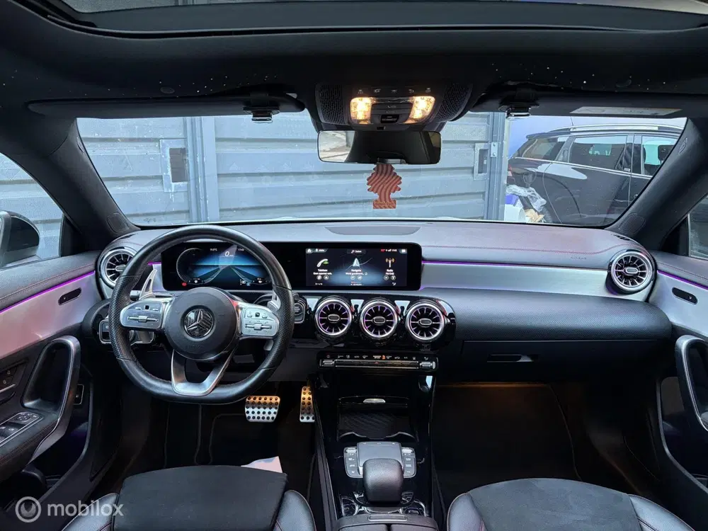 Mercedes-Benz CLA Mercedes CLA-klasse 250 e AMG Line uit 2022, foto 13