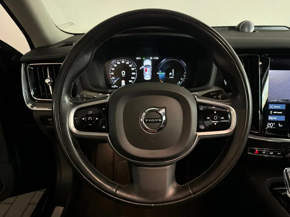 Volvo S60 2.0 Recharge T8 AWD Inscription Pano uit 2021, foto 11