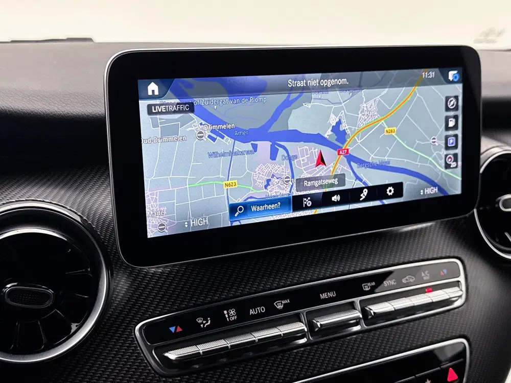 Mercedes-Benz V-Klasse 250d 4-MATIC L3 AMG-line Leder Camera uit 2023, foto 7