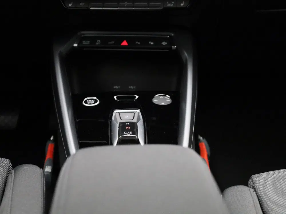 Audi A3 40 TFSI e S edition l Demo l Cruise contro uit 2026, foto 10