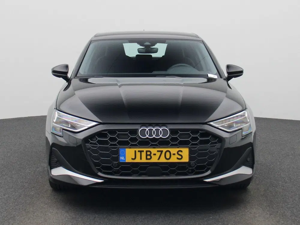 Audi A3 40 TFSI e S edition l Demo l Cruise contro uit 2026, foto 2