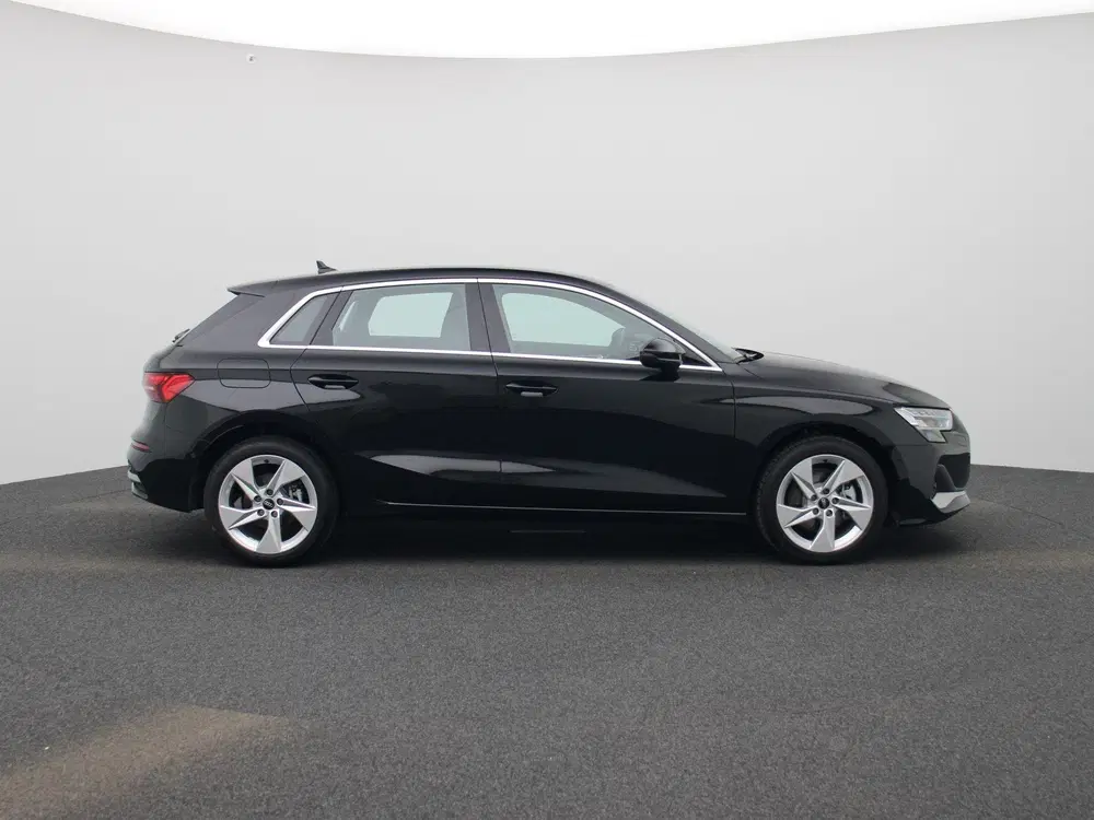 Audi A3 40 TFSI e S edition l Demo l Cruise contro uit 2026, foto 6