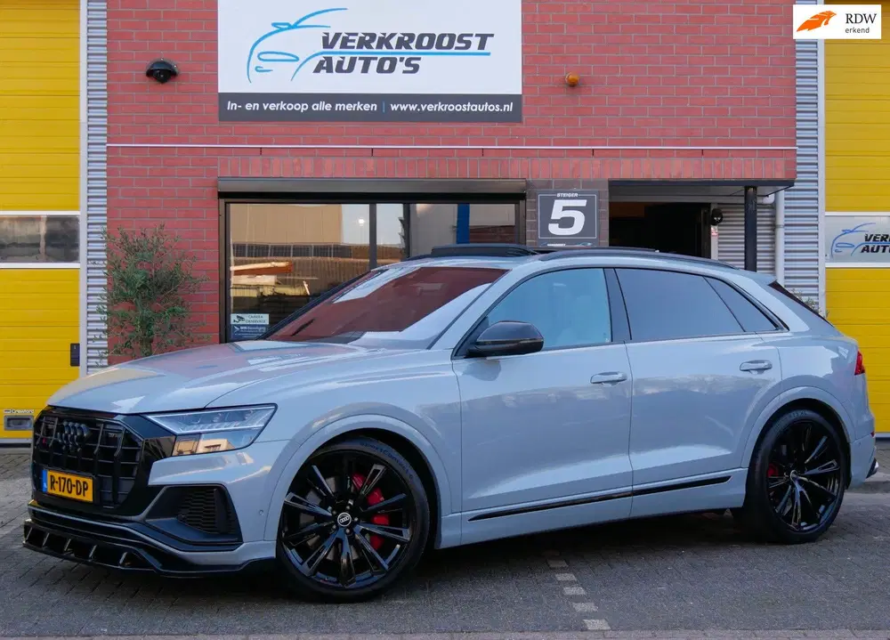 Audi SQ8 4.0 TFSI quattro B&O advance. pano. mega v uit 2021