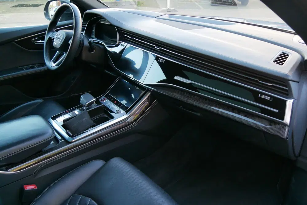 Audi SQ8 4.0 TFSI quattro B&O advance. pano. mega v uit 2021, foto 12