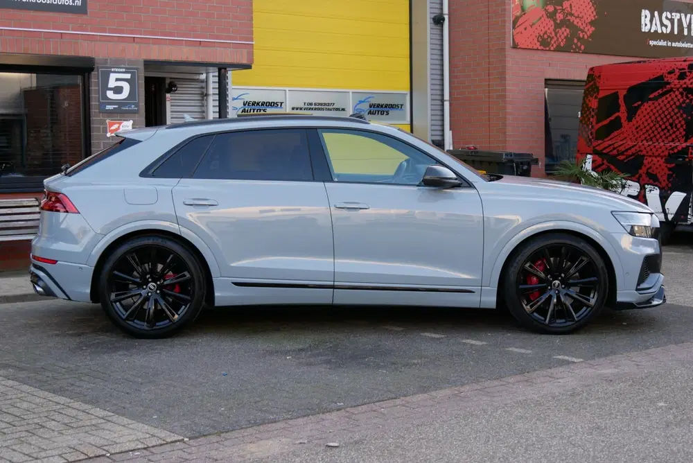 Audi SQ8 4.0 TFSI quattro B&O advance. pano. mega v uit 2021, foto 8