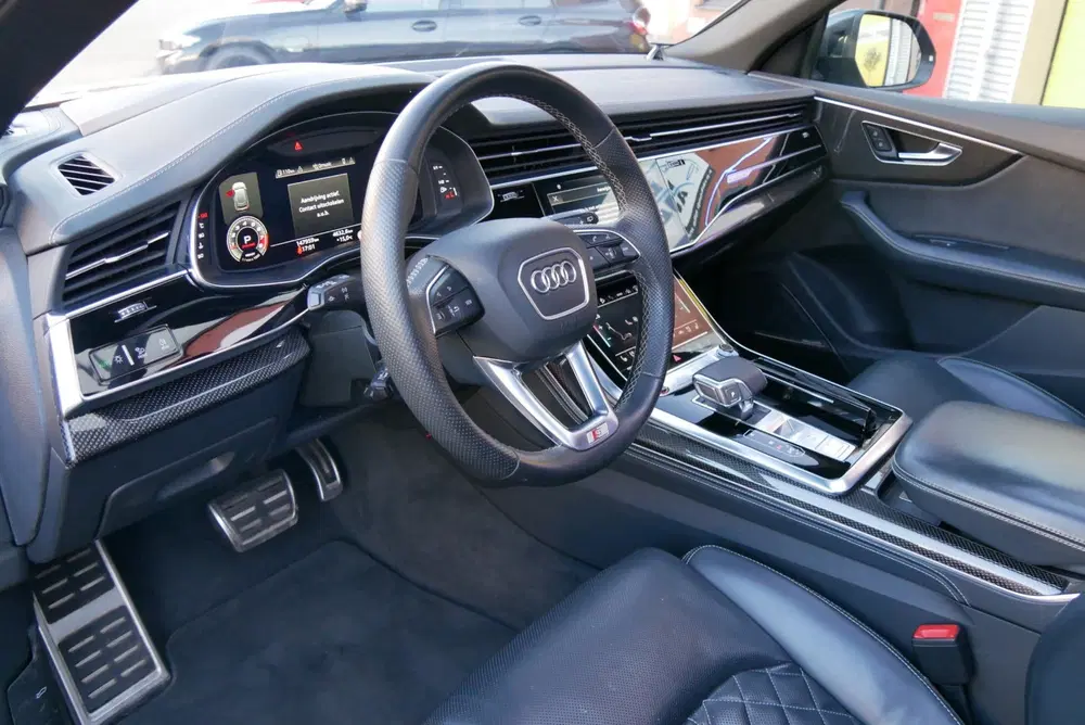 Audi SQ8 4.0 TFSI quattro B&O advance. pano. mega v uit 2021, foto 9